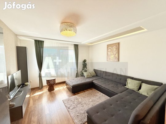 Kertvárosi idill! Földszintes családi ház eladó !