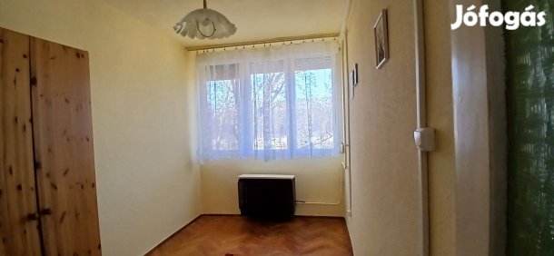 Kertvárosi tégla lakás eladó Hódmezővásárhelyen