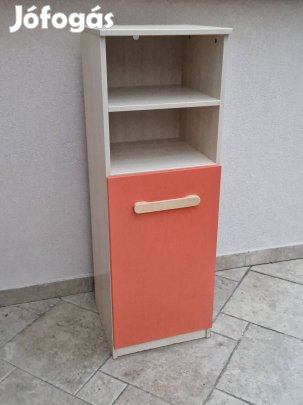 Keskeny vidám szekrény szép állapotban 130 x 45,5 x 41