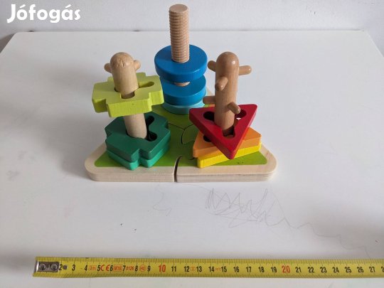 Készségfejlesztő csavaros fa játék