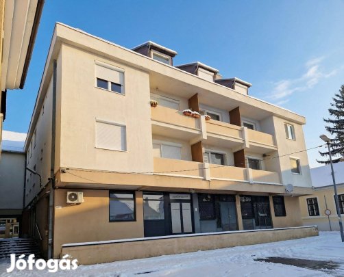 Keszthely, 1.emelet, tégla, sétálóutca