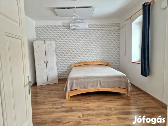 Keszthely, Balatontól 500 m-re