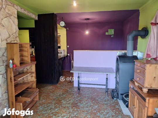 Keszthelyi eladó 64 nm-es ház