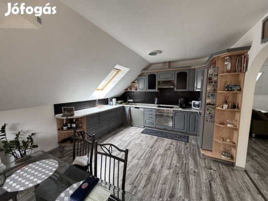 Keszüi 3 szintes családi ház eladó!