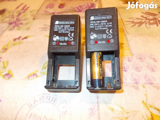 Két 220 volt európai szabvány AA akkutöltő csak együtt eladó