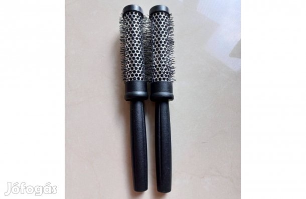 Két Sunsilk körkefe