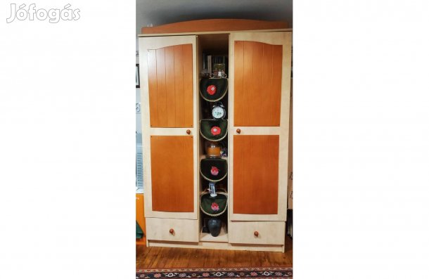 Két ajtós IKEA gardrób szekrény