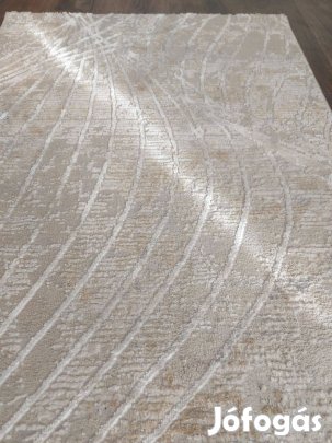 Két darab bézs szőnyeg eladó