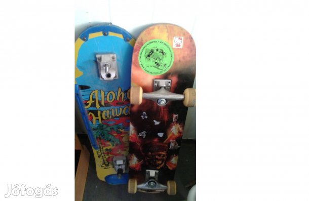 Két darab gördeszka