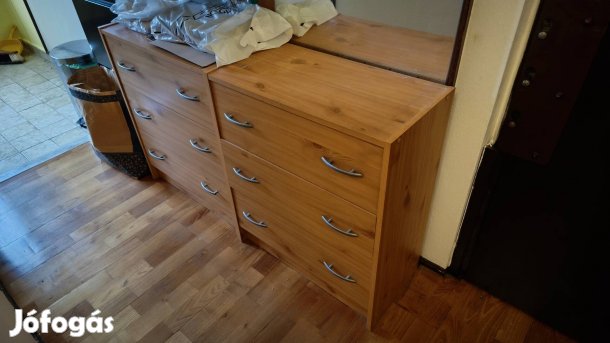 Két darab háromfiókos komód eladó
