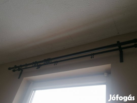 Két db teleszkópos függöny karnis eladó!