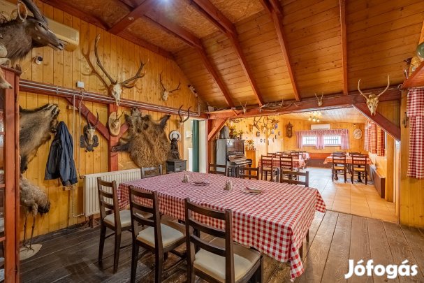 Két funkció, egy lehetőség  otthon és üzlet egy telekre csomagolva Ta