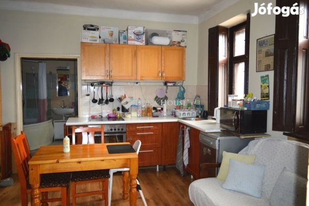 Két generációs otthon a Csapókertben!