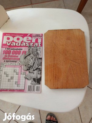 Két különböző fa játék vágódeszka 20cm