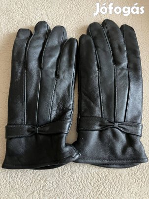 Két különböző női bőrkesztyű eladó