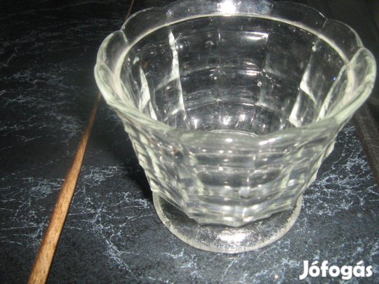 Két különböző régi üveg cukorka tartó