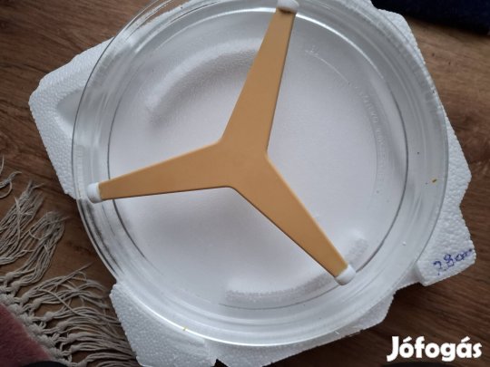 Két méretben mikró tányér