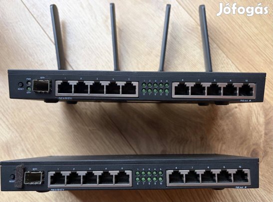 Két mikrotik router Wifi-s és Wifi nélküli RB4011iGS+RM SFP+ 10