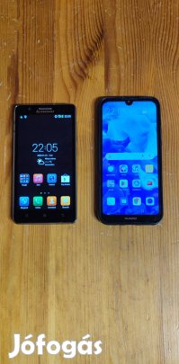 Két okos telefon