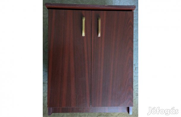 Két polcos, hiábatlan állapotban lévő kisebb szekrény eladó