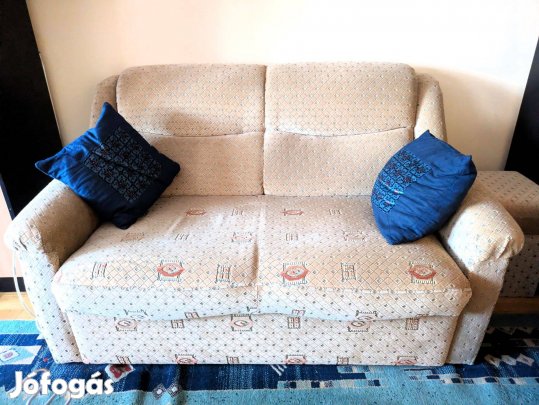 Két személyes kanapé