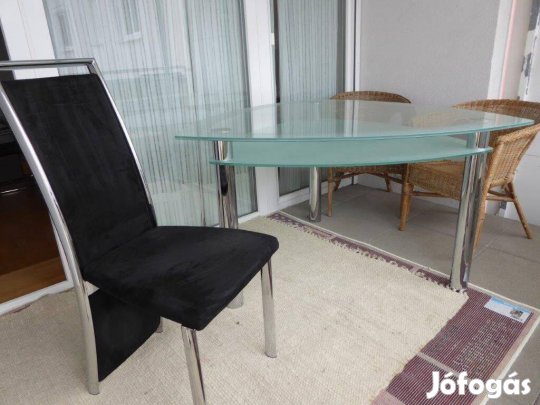 Két szintes üveg asztal három székkel