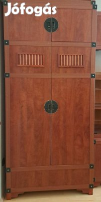 Kétajtós nagy szekrény, akasztós résszel, alsó tárolóval