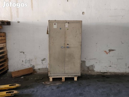 Kétajtós páncélszekrény, lemezszekrény iratszekrény