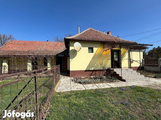 Kétegyházai eladó 71 nm-es ház