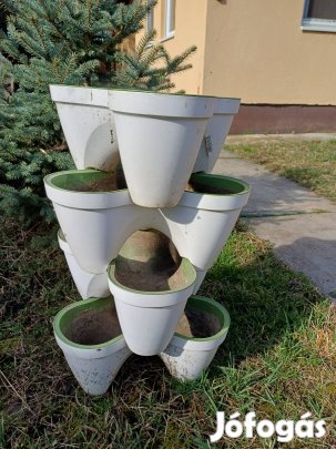 Keter Ivy műanyag virágtartó 4db