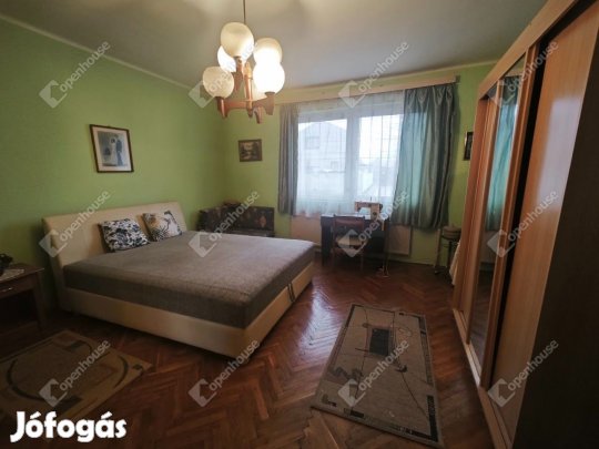 Kétgenerációs családi ház Győr-Kismegyeren!!!
