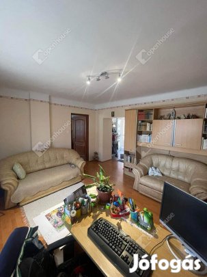 Kétgenerációs családi ház Kaposváron a Keleti városrészben.