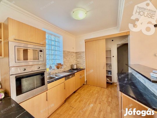 Kétgenerációs családi ház Kerekegyházán!