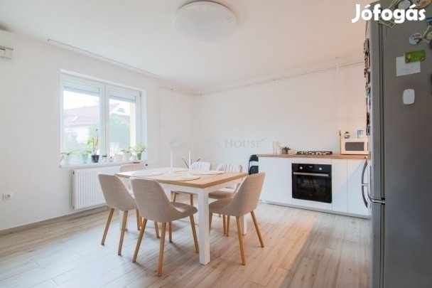 Kétgenerációs ház Rákoscsabán