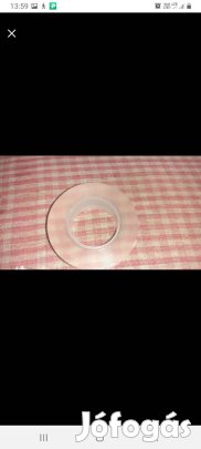 Kétoldalas erős ragasztó csík.