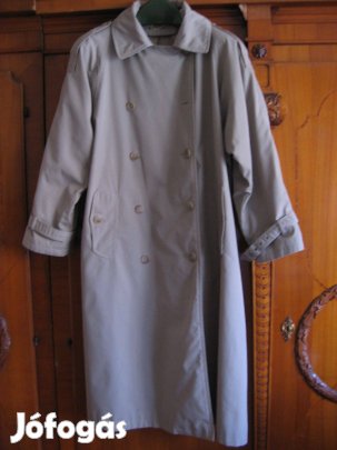 Kétsoros gombolással szürke női ballonkabát