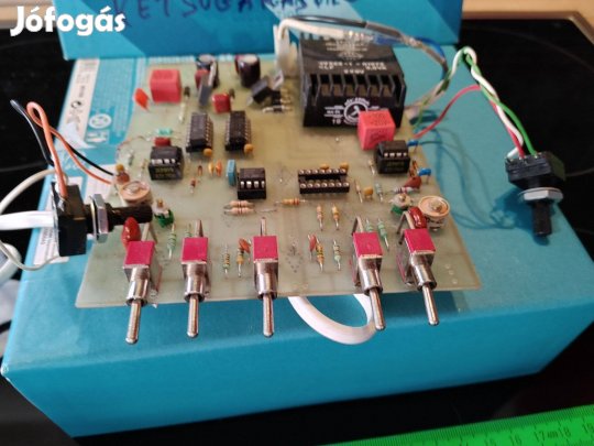 Kétsugarasító elektronika