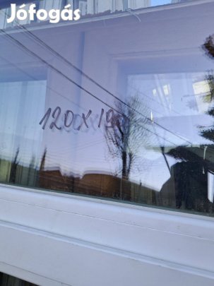 Kétszárny + felül világító