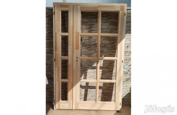 Kétszárnyas beltéri üvegezhető, kazettás ajtó