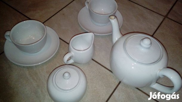 Kétszemélyes cserép iparművész teáskészlet