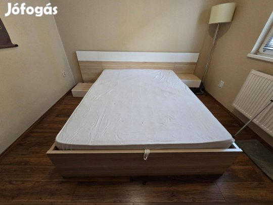 Kétszemélyes franciaágy