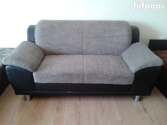 Kétszemélyes kanapé eladó