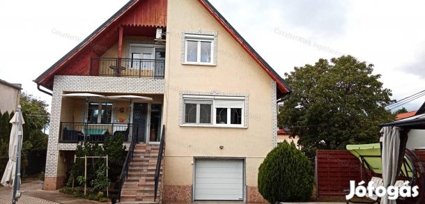 Kétszintes Otthon-Tele Extrákkal Fóton