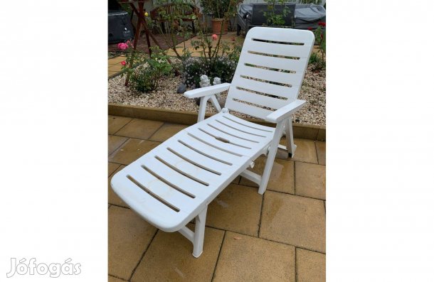 Kettler Erős Műanyag Napozóágy Nyugágy Fehér