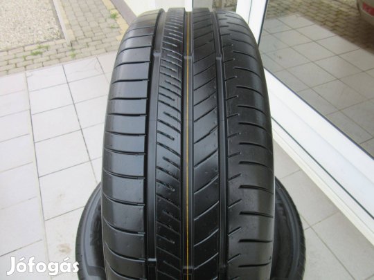 Keveset futott Nexen N'Blue S 205/60 R16 92H nyárigumi eladó