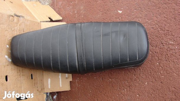 Keveset használt, simson ülés, enduró