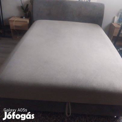 Keveset használt francia ágy