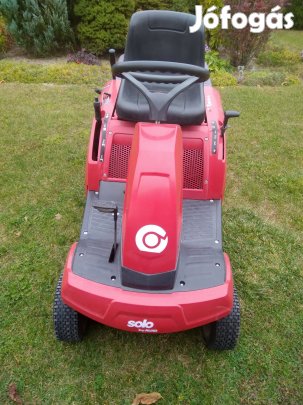 Keveset használt fűnyíró traktor kihasználatlanság miatt eladó