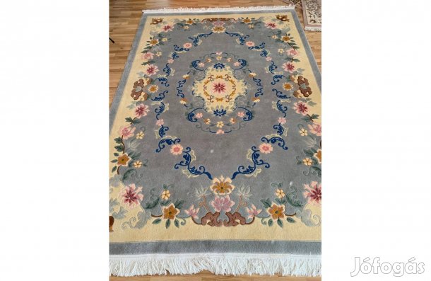 Kézi csomózású szőnyeg alig használt eladó