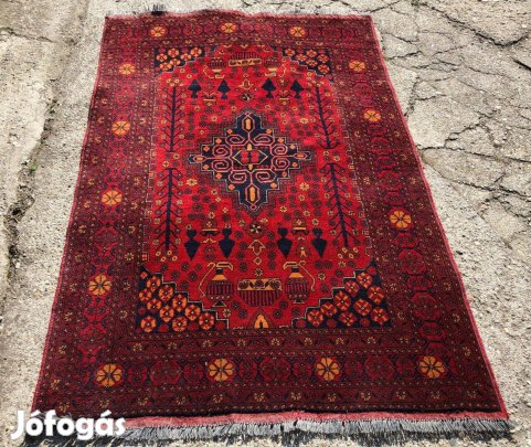 Kézi csomózású váza, mintás afgán szőnyeg